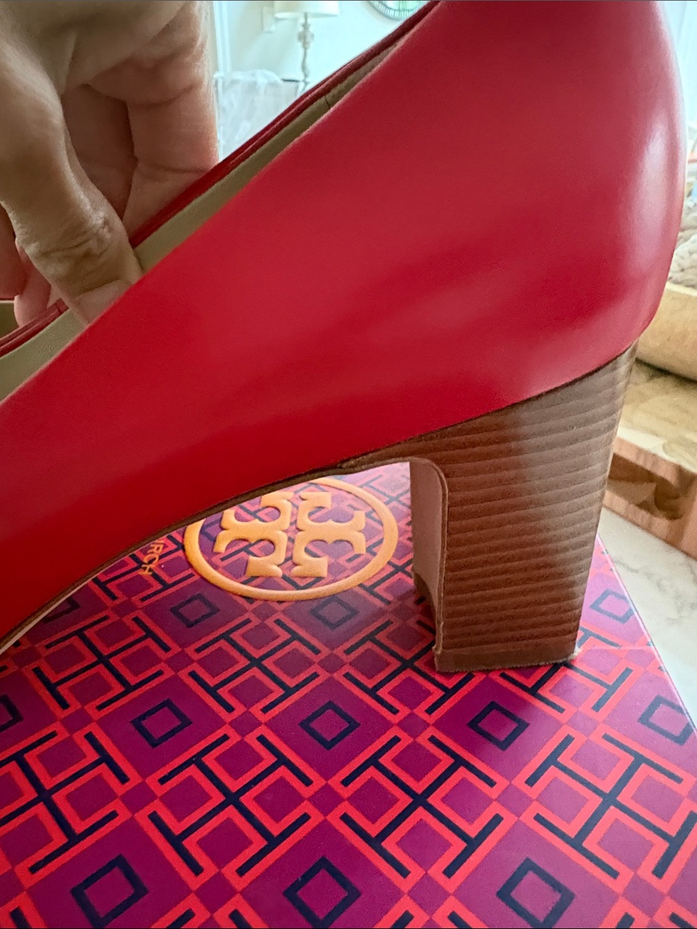 Tory Burch Red Leather Logo wedge heels - Picture 6 of 8